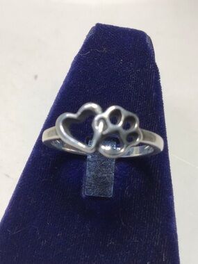 James Avery Heart & Paw Ring